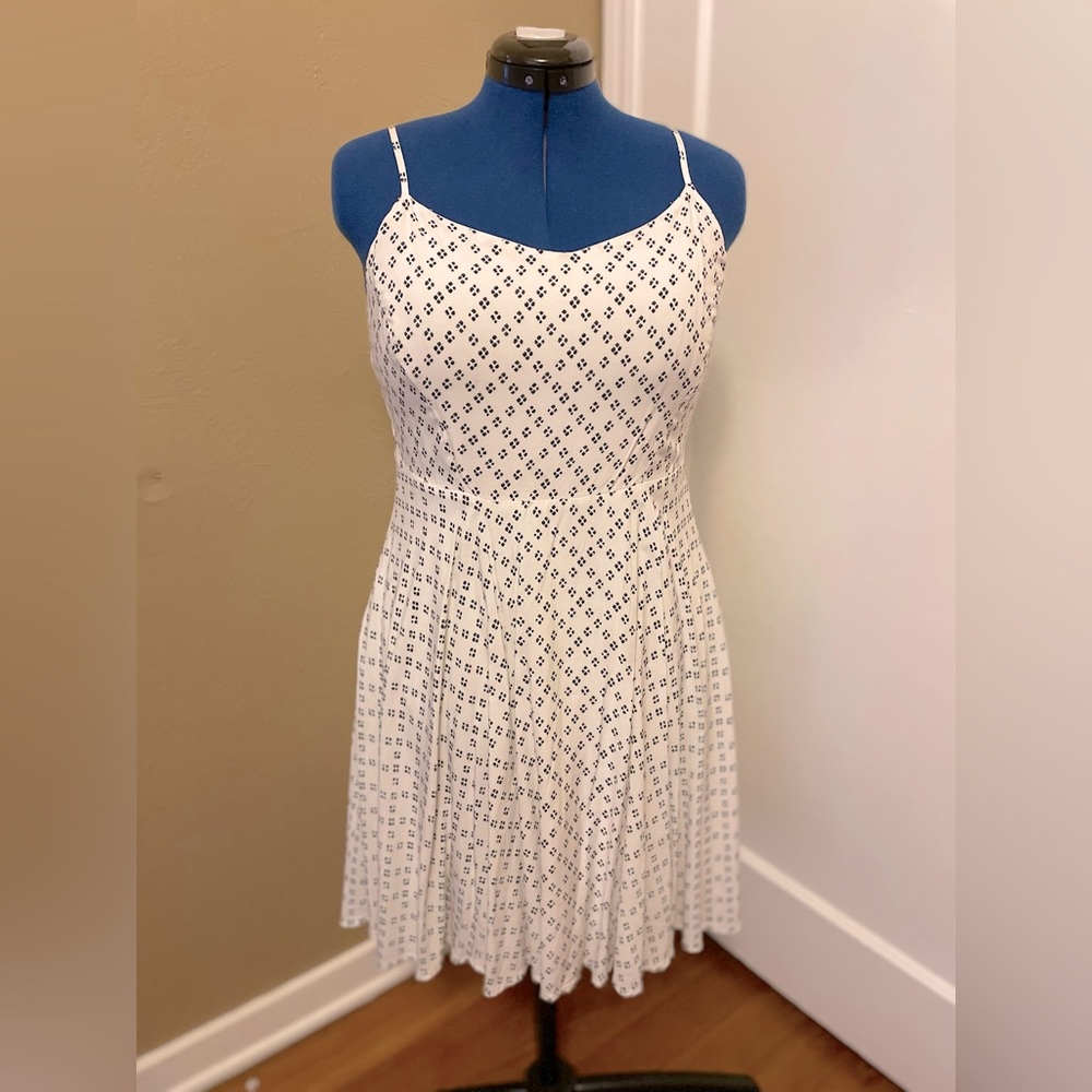 Old Navy Patterned White Black Dress / Size L / Excellent Condition 🤍🖤